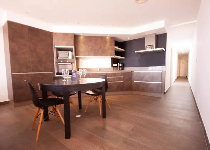 Inmovecos 1 Linea Playa Y Reformado Soling 65 لا مانغا ذيل مار مينور